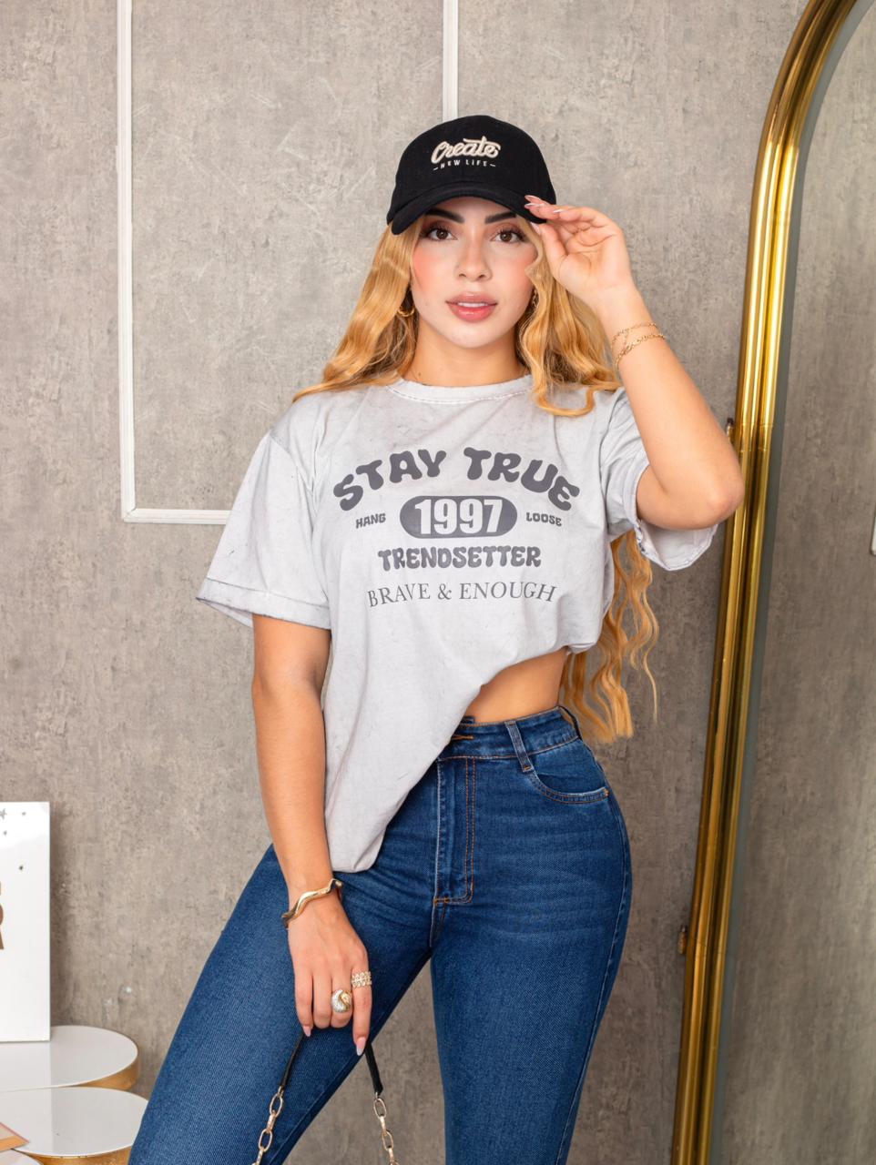 Camiseta Oversized Stay True (Todos Los Colores)